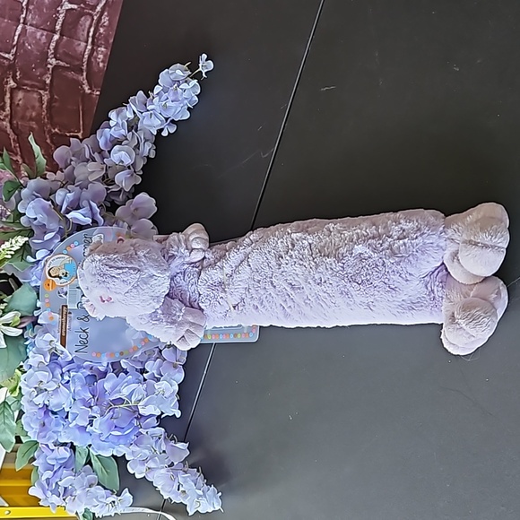 Cozy Hugs 🎄 Large Purple Hippo Plush Neck & Body Warmer NWT - Picture 2 of 9